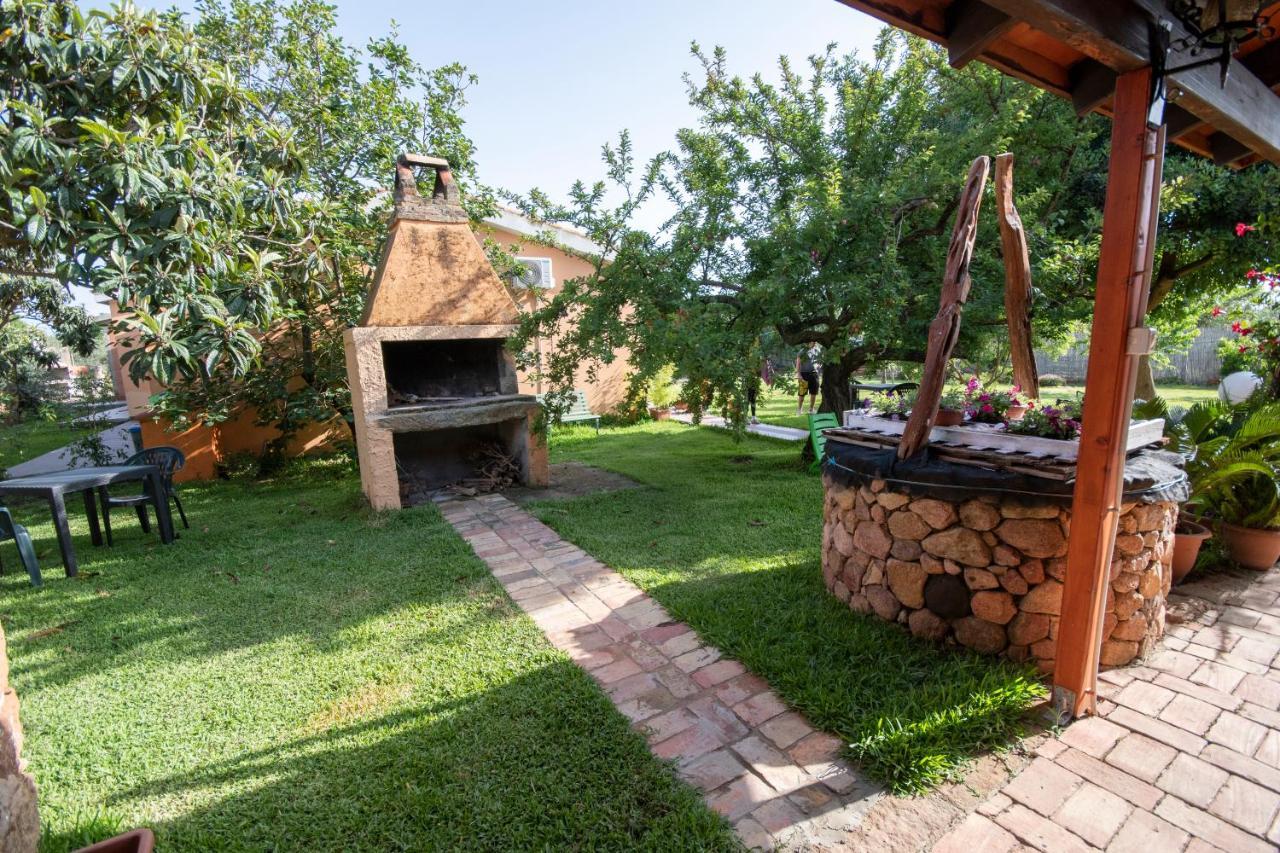 Is Cuccus Panzió Masainas Kültér fotó