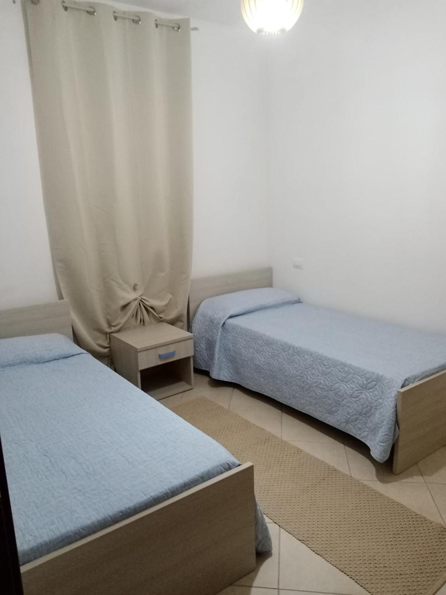 Is Cuccus Panzió Masainas Szoba fotó