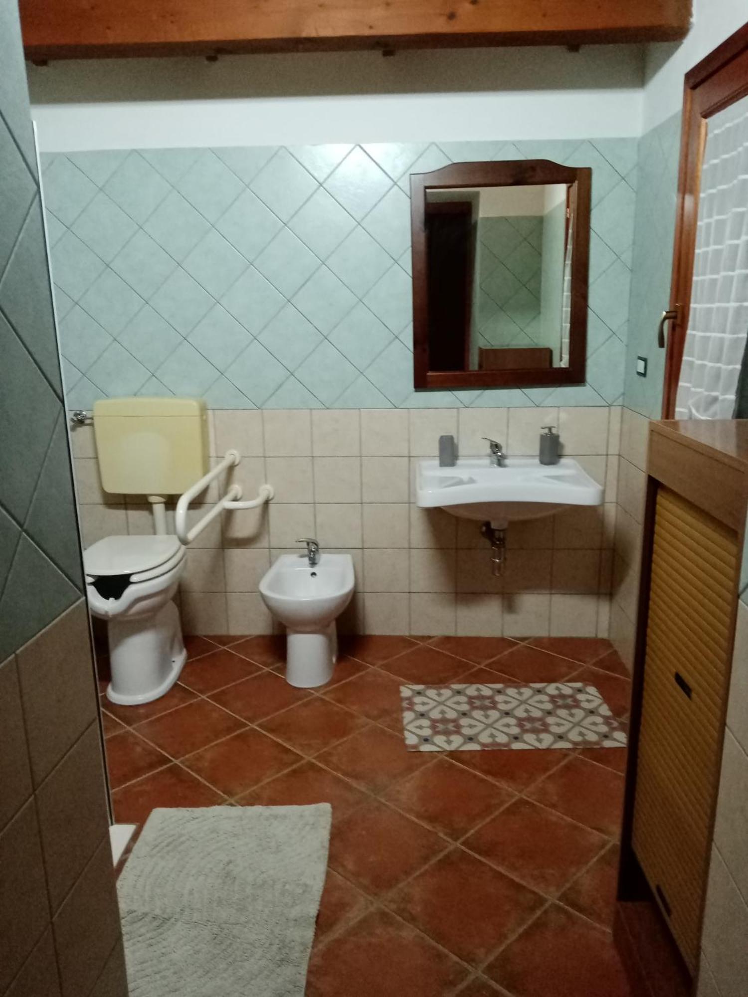Is Cuccus Panzió Masainas Szoba fotó